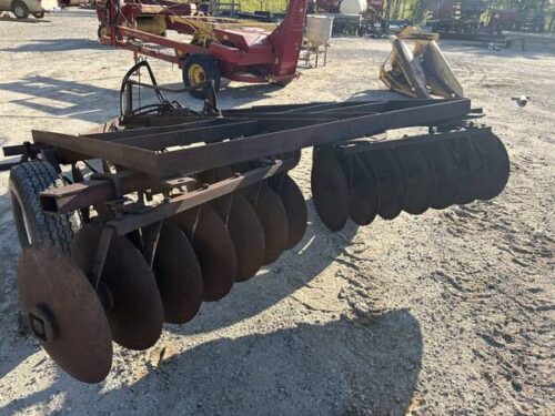International Model 37 Disk Harrow - Image 4