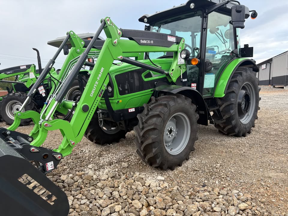 Deutz Fahr 5080 GS Tractor + Loader