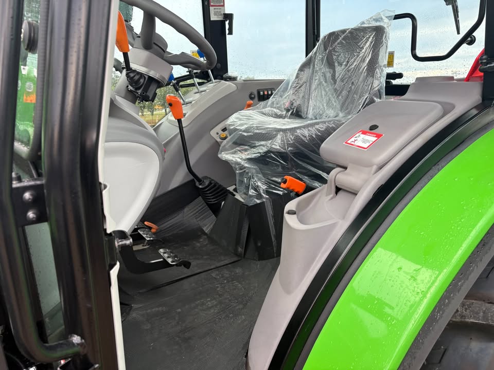 Deutz Fahr 5080 GS Tractor + Loader - Image 3
