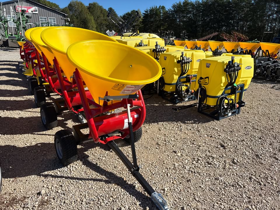 Fertilizer/Seed Spreader
