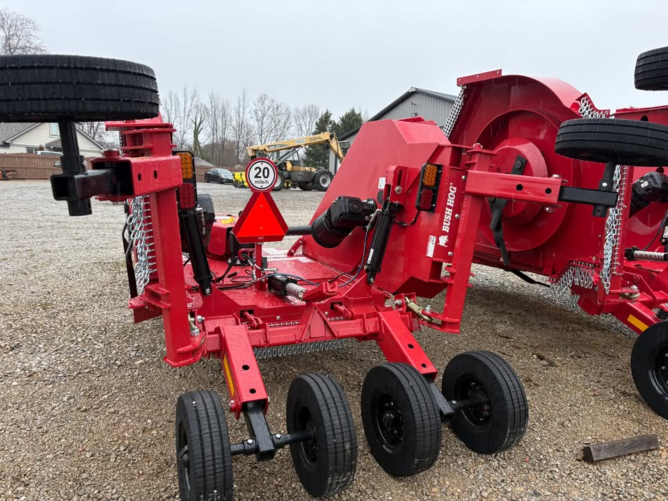 Bush Hog 3112 Flex Wing Cutter - Image 3